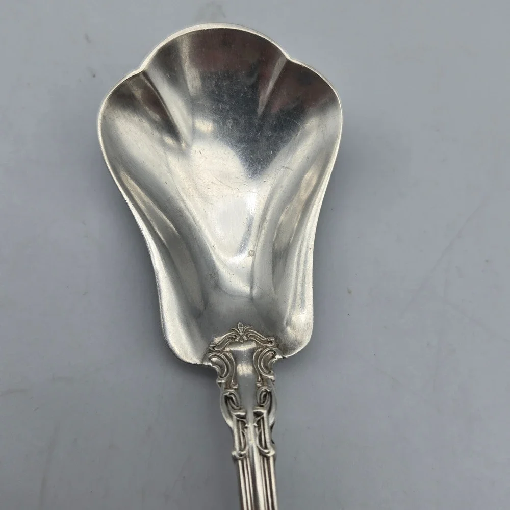 Vintage Pre 1950 Gorham Chantilly Sterling Silver‎ Sugar Shell Spoon 31g No Mono